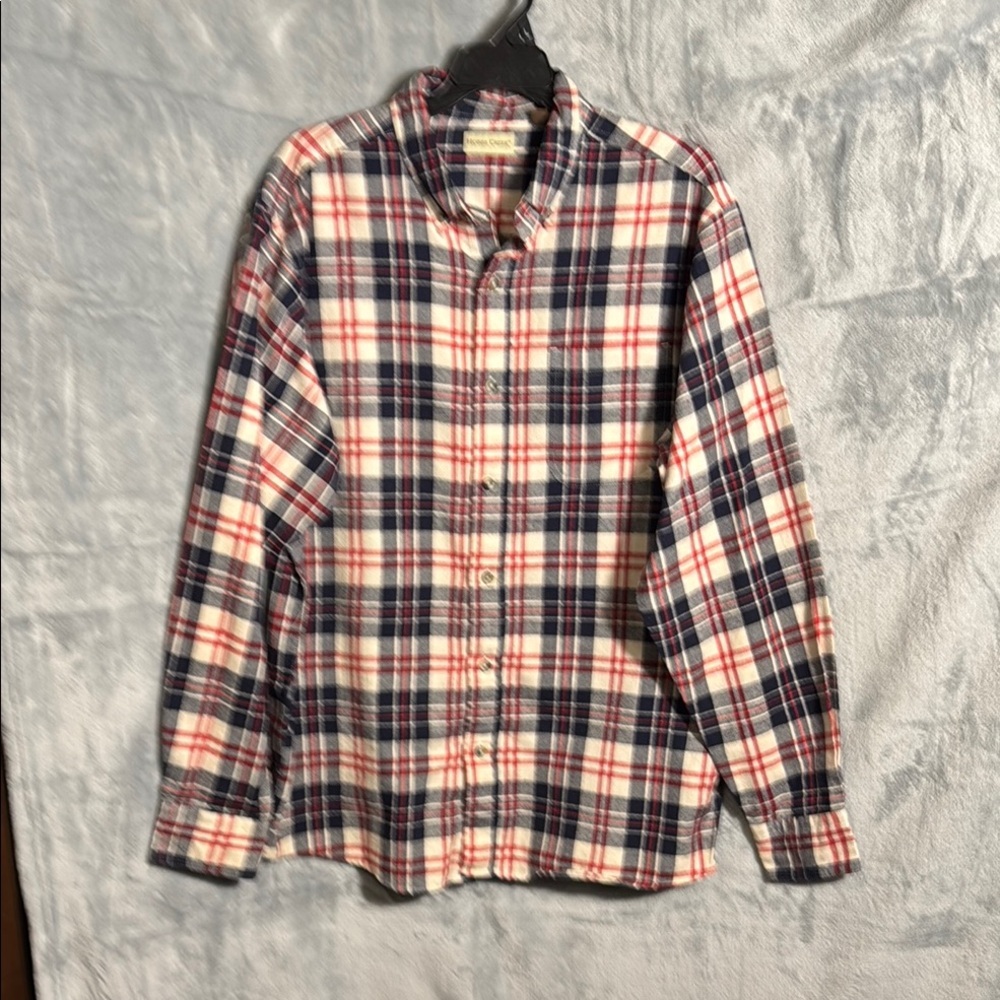 Hobbs creek Men's Plaid Shirt  size large‎ Red, Blue, and White 100% cotton soft